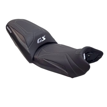 ΚΑΛΥΜΜΑ ΣΕΛΑΣ BAGSTER "DESIGN" ΓΙΑ BMW R 1300 GS '23- '26 STAM/CARBON/GRAINED BLACK/ANTHRACITE